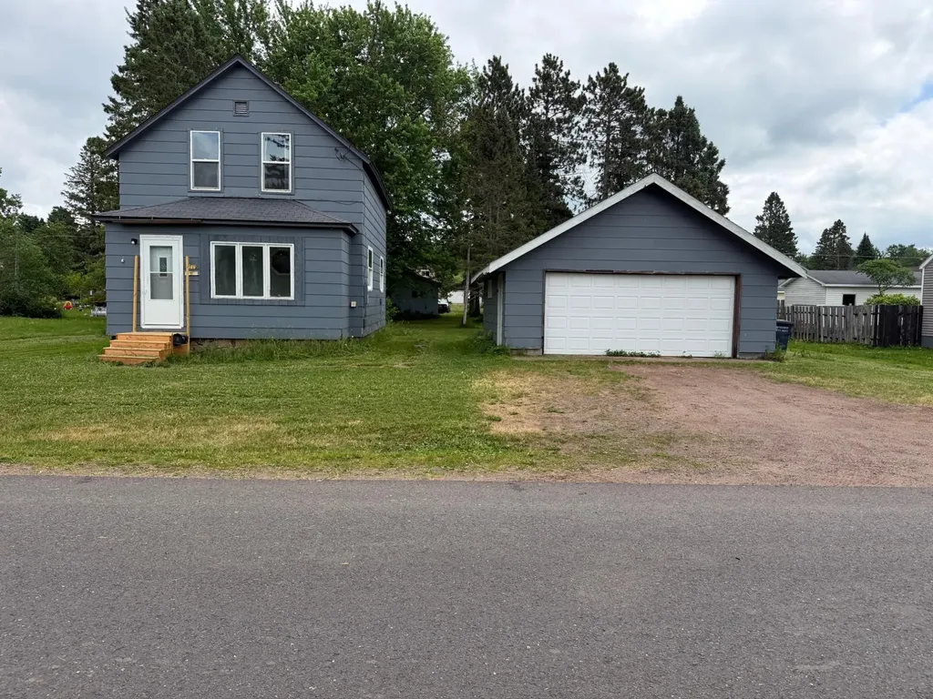1719 Hadley Street Bessemer MI 49911