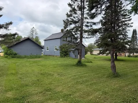 1719 Hadley Street Bessemer MI 49911
