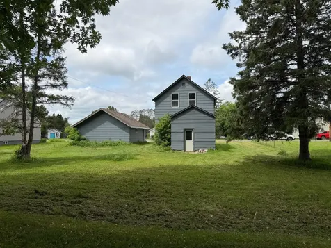 1719 Hadley Street Bessemer MI 49911