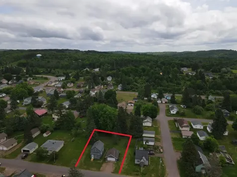 1719 Hadley Street Bessemer MI 49911
