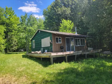7793N Gerry Road Hurley WI 54534