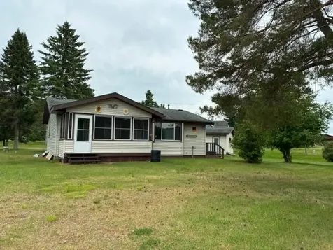 W10738 Enterprise Lake Road Elcho WI 54428