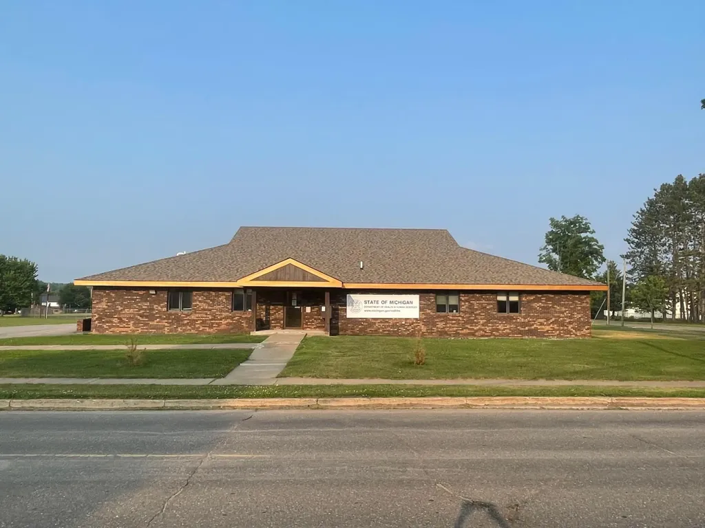 337 Brady Avenue Caspian MI 49915