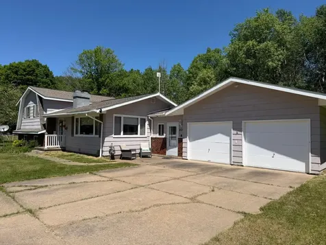 406 4th Street W Caspian MI 49915