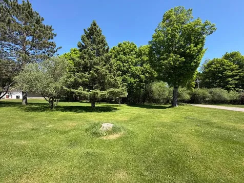 406 4th Street W Caspian MI 49915