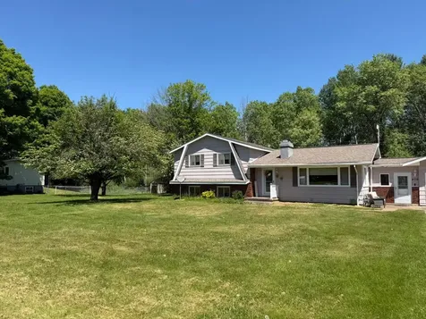 406 4th Street W Caspian MI 49915
