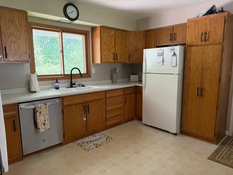 406 4th Street W Caspian MI 49915