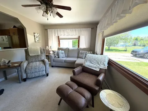 406 4th Street W Caspian MI 49915