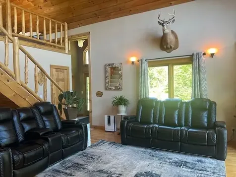 670 Mcguire Road Elcho WI 54428