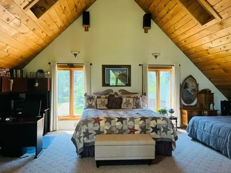 670 Mcguire Road Elcho WI 54428