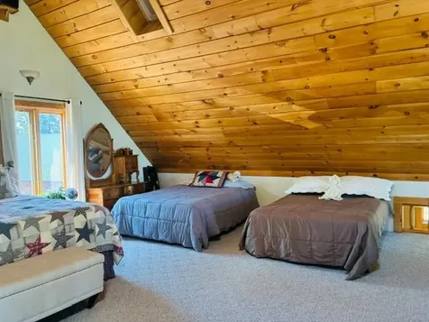 670 Mcguire Road Elcho WI 54428