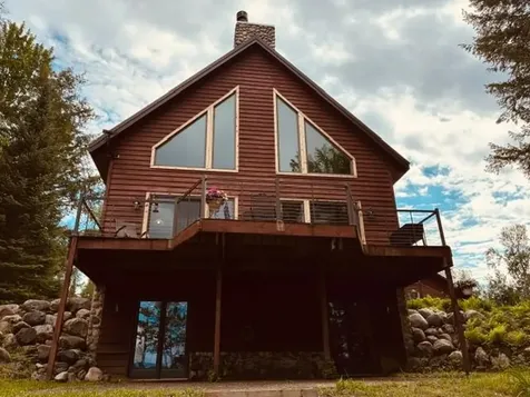 670 Mcguire Road Elcho WI 54428