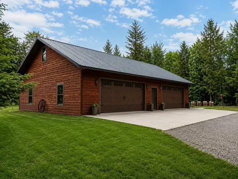 670 Mcguire Road Elcho WI 54428