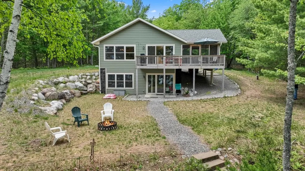 8472 Green Bass Road Three Lakes WI 54521