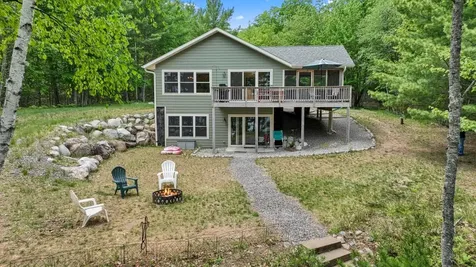 8472 Green Bass Road Three Lakes WI 54521