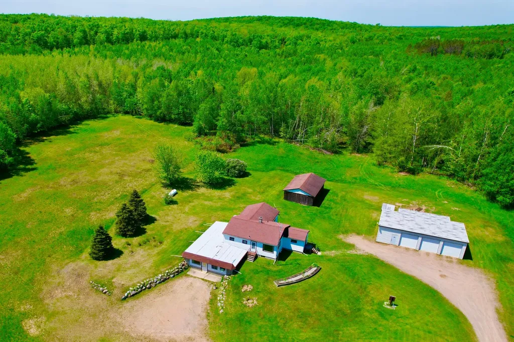 539 Macarthur Trail Wabeno WI 54466