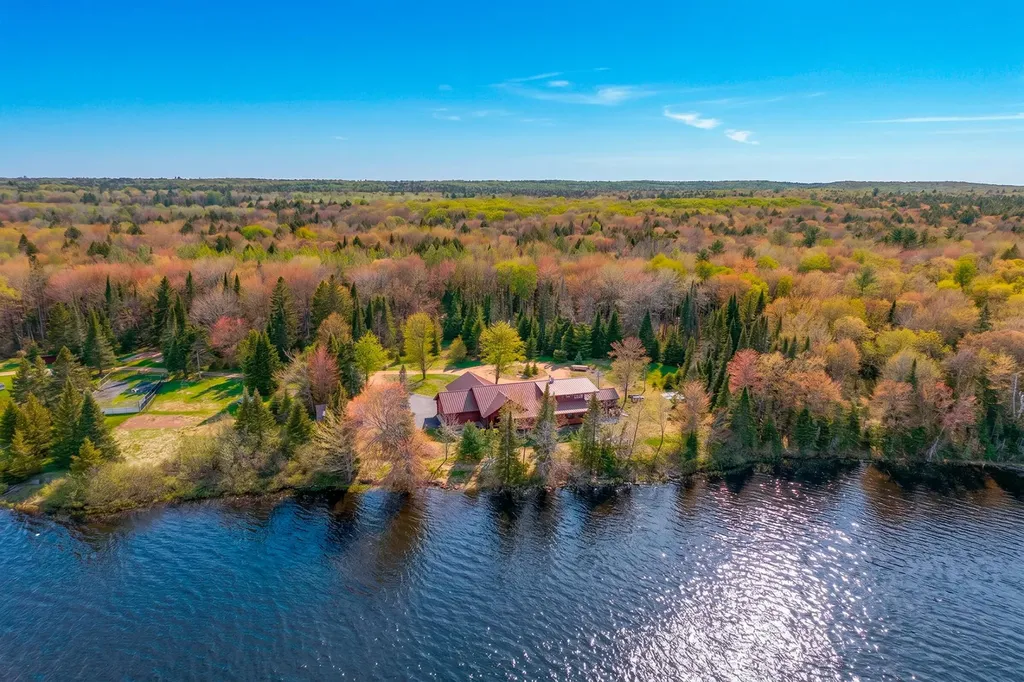 N2862 Forest Road 6320 Watersmeet MI 49969