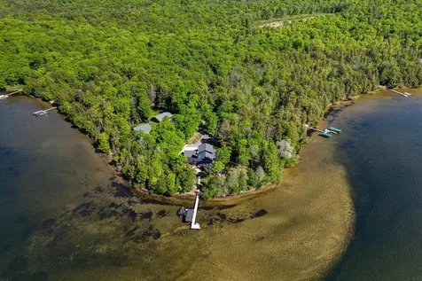 2913 Long Point Conover WI 54519