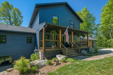 2913 Long Point Conover WI 54519