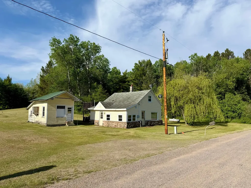 W14905 Parrish Road Gleason WI 54435