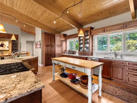 402 Pine Island Lane Schofield WI 54476