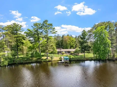 402 Pine Island Lane Schofield WI 54476
