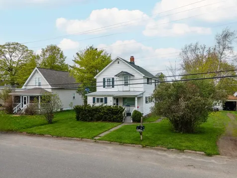 712 Forest Parkway Crystal Falls MI 49920