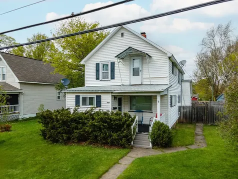 712 Forest Parkway Crystal Falls MI 49920