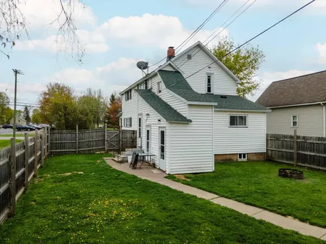 712 Forest Parkway Crystal Falls MI 49920