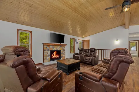 6708 Cessna Lane Three Lakes WI 54562