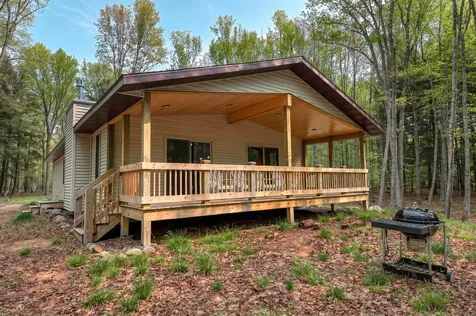 6708 Cessna Lane Three Lakes WI 54562