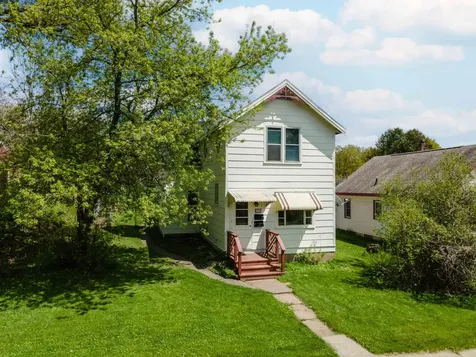 309 5th Street S Crystal Falls MI 49920