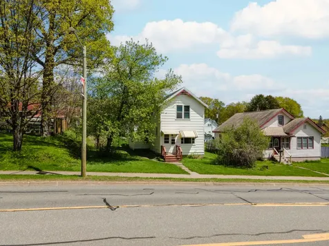 309 5th Street S Crystal Falls MI 49920