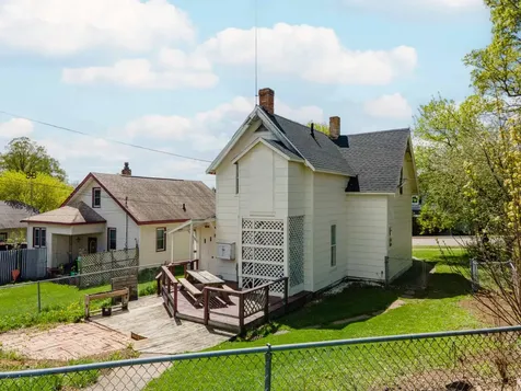 309 5th Street S Crystal Falls MI 49920