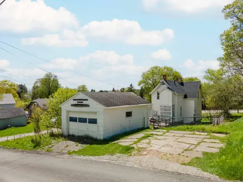 309 5th Street S Crystal Falls MI 49920