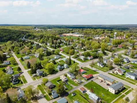 309 5th Street S Crystal Falls MI 49920