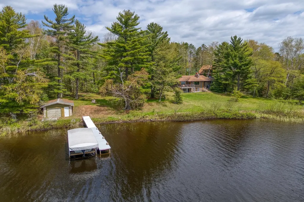 6710N Spider Lane Mercer WI 54547
