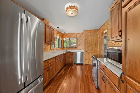 6710N Spider Lane Mercer WI 54547