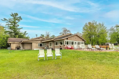4877 Haven Drive Hazelhurst WI 54531