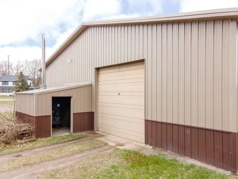 32 4th Avenue N Iron River MI 49935