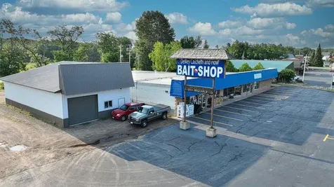 8654 Highway 51 Minocqua WI 54548