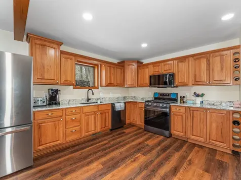 8250 Maplewood Lane Eagle River WI 54521