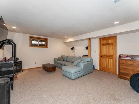 8250 Maplewood Lane Eagle River WI 54521