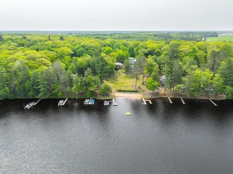 8250 Maplewood Lane Eagle River WI 54521
