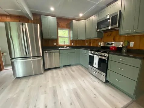 8195 Bay Road E Presque Isle WI 54557