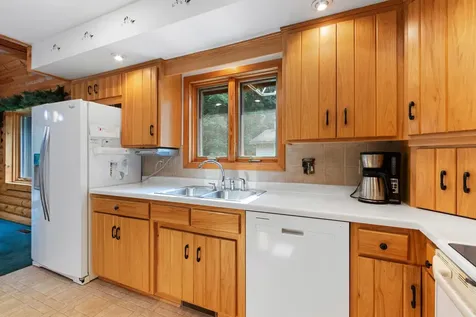 15789 Hickory Lane Mountain WI 54149