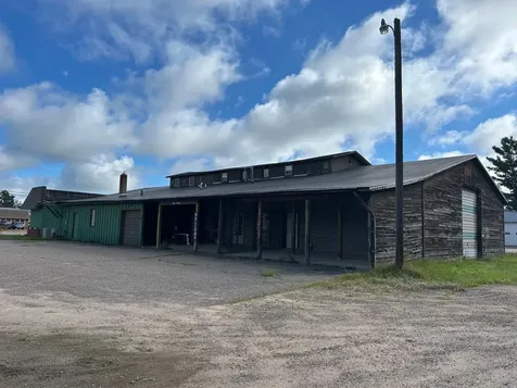 330/348 Pine Street W Eagle River WI 54521