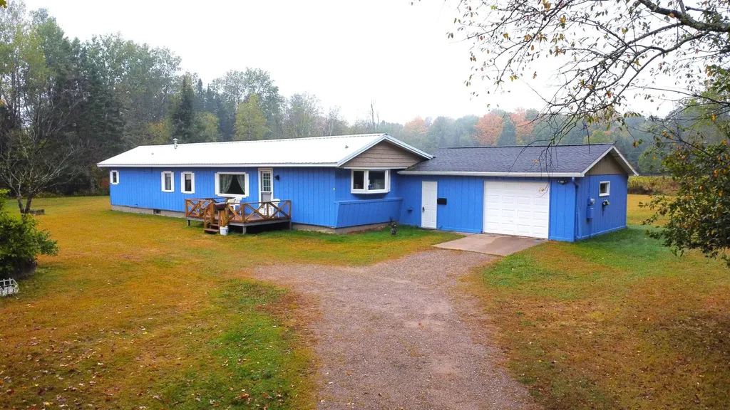 W3174 Hollister Road W White Lake WI 54491