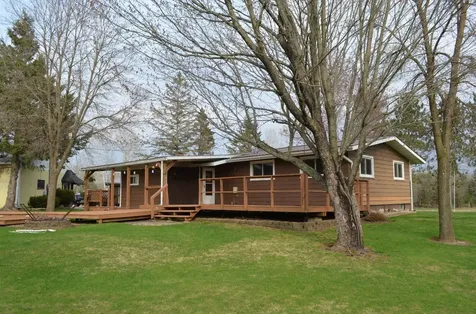 W4066/68 Cth G Merrill WI 54452
