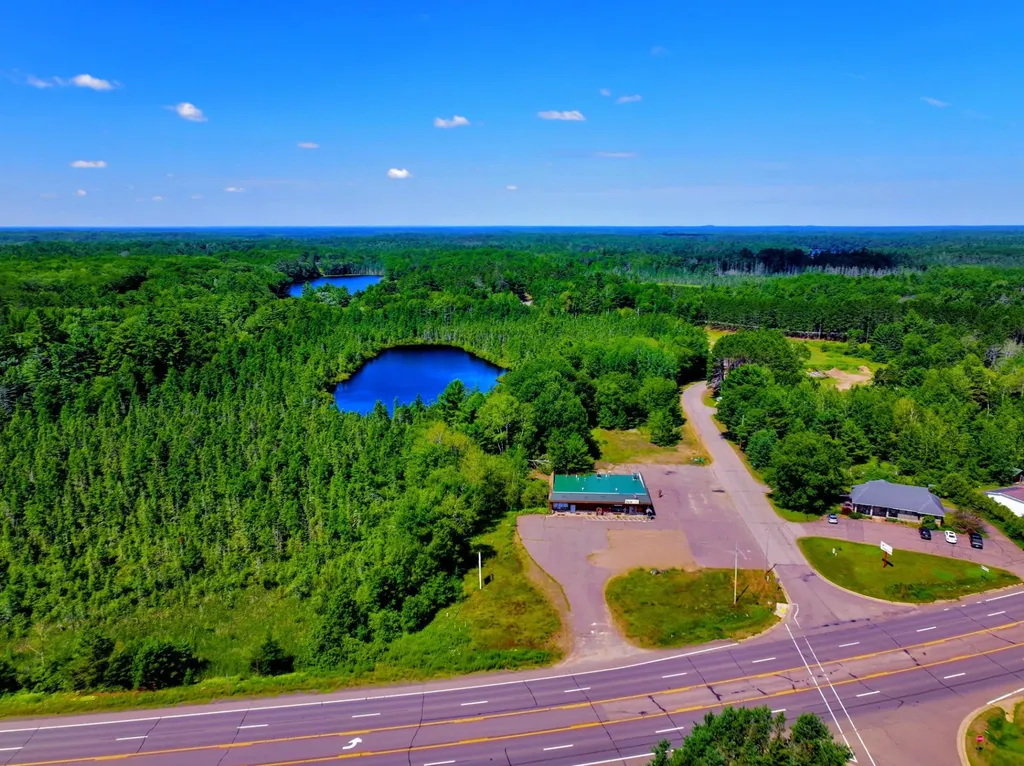 6995 Highway 51 Hazelhurst WI 54531